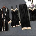 بيجامه للعروسه 4 قطع - كود 2273