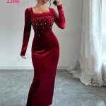 فستان طويل قطيفه كم طويل - كود 1160