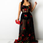 فستان ورد أسود شيفون مطرز