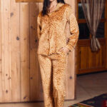 بيجامة تايجر قطيفة شتوي