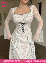 فستان دانتيل أبيض وردي