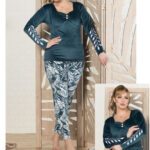 بيجامة شتوي مخمل نسائية