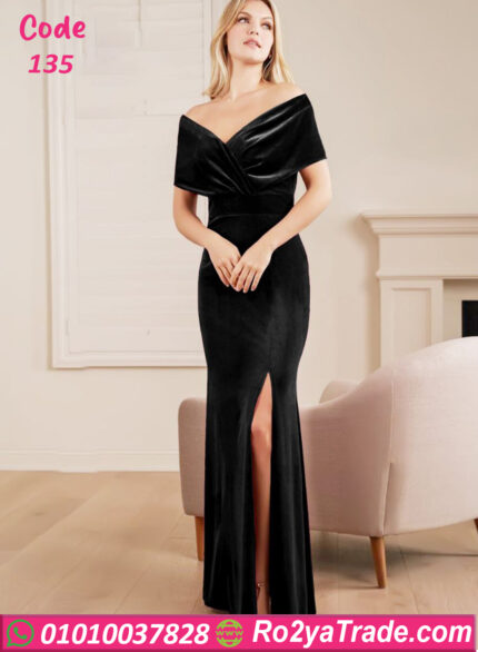 فستان قطيفة سواريه شتوي طويل