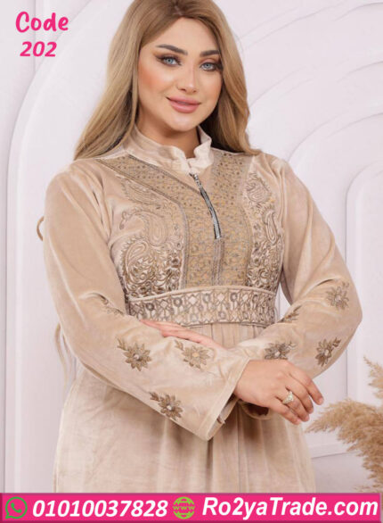 عباية شتوي مطرزة فخمة