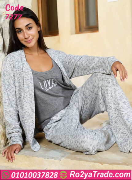 بيجامة شتوي رمادي ناعمة
