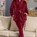 بيجامة حريمي شتوي قطعتين قطيفة