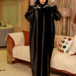 اسدال صلاة وخروج حريمي قطيفة