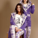 بيجامة شتوي حريمي قطيفة بالروب