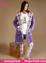 بيجامة شتوي حريمي قطيفة بالروب