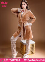 بيجامة حريمي شتوي 3 قطع بالروب