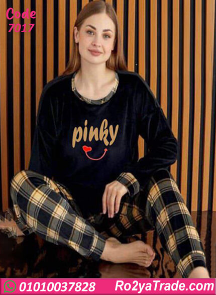 بيجامة حريمي شتوي قطيفة
