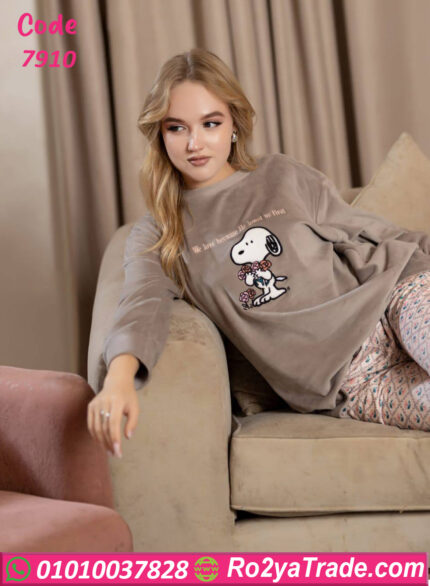 بيجامة سنوبي شتوي حريمي