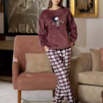 بيجامة سنوبي شتوي قطيفة