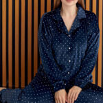 بيجامة شتوي حريمي نقط