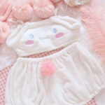 هوت شورت حريمي شتوي فرو