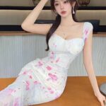 فستان صيفي طويل أبيض