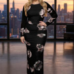 فستان طويل مزخرف بالورود 13012